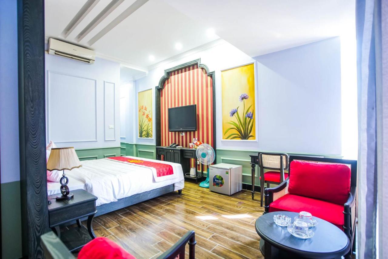 Lavender Hotel Tuyen Quang Exterior photo